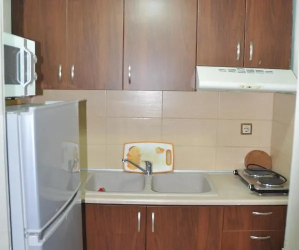 Nakis Stavros (Thessaloniki)