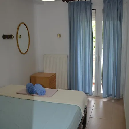 Nakis Stavros (Thessaloniki)